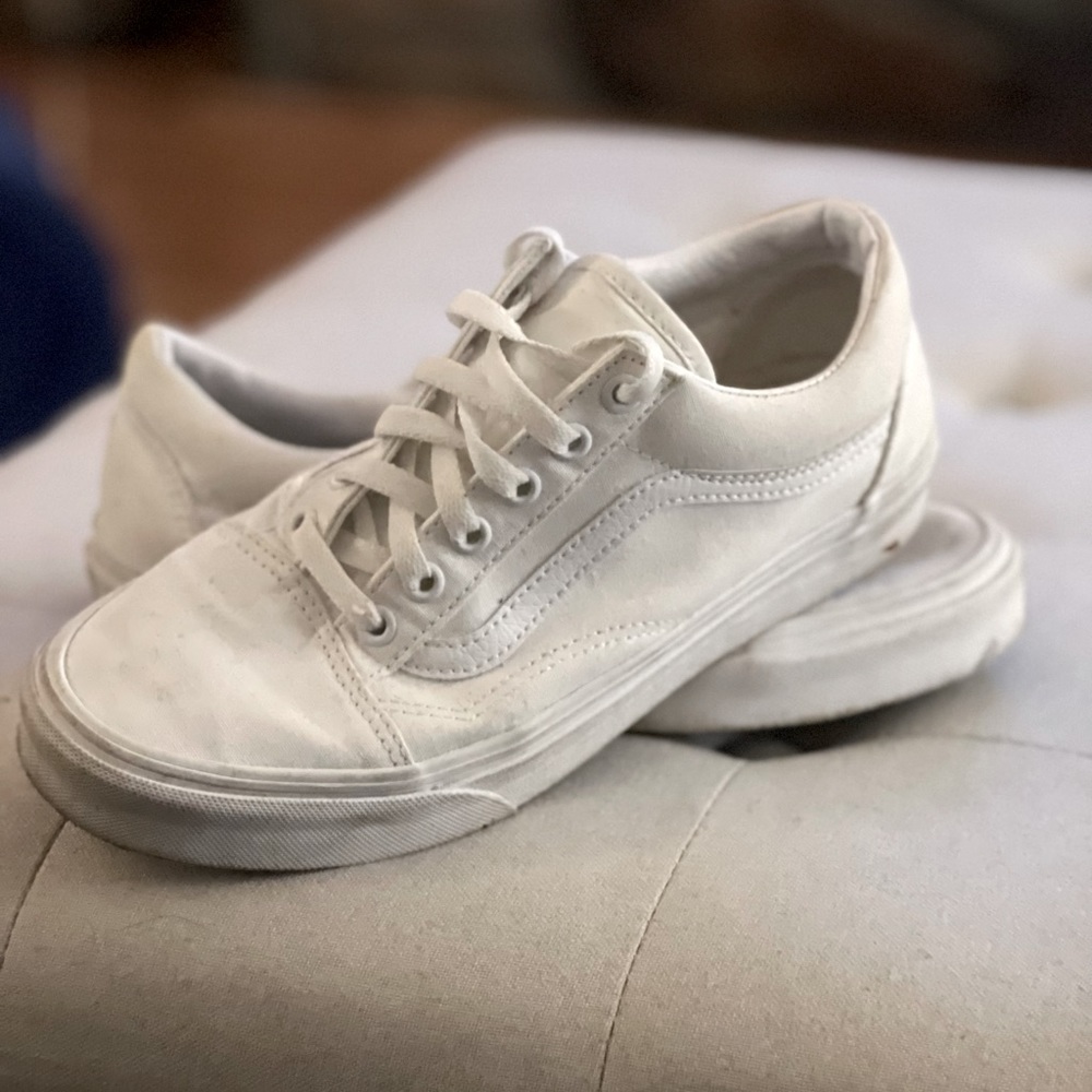 Women’s vans size 8